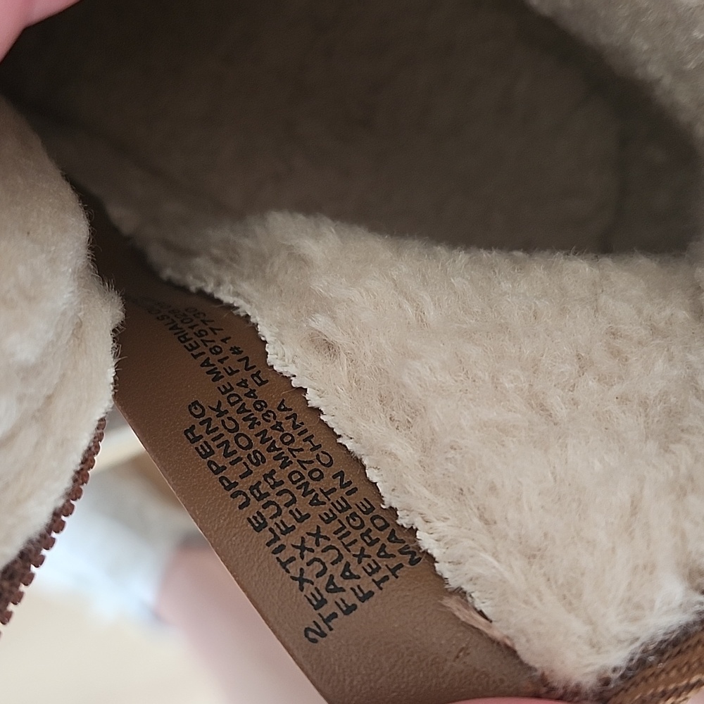 Cat & Jack Boots, Girls 2 - Picture 5 of 6